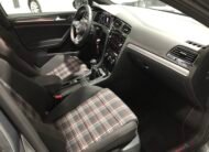 VOLKSWAGEN Golf GTI Performance 245